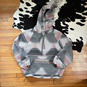 main strip | Aztec pattern quarter zip